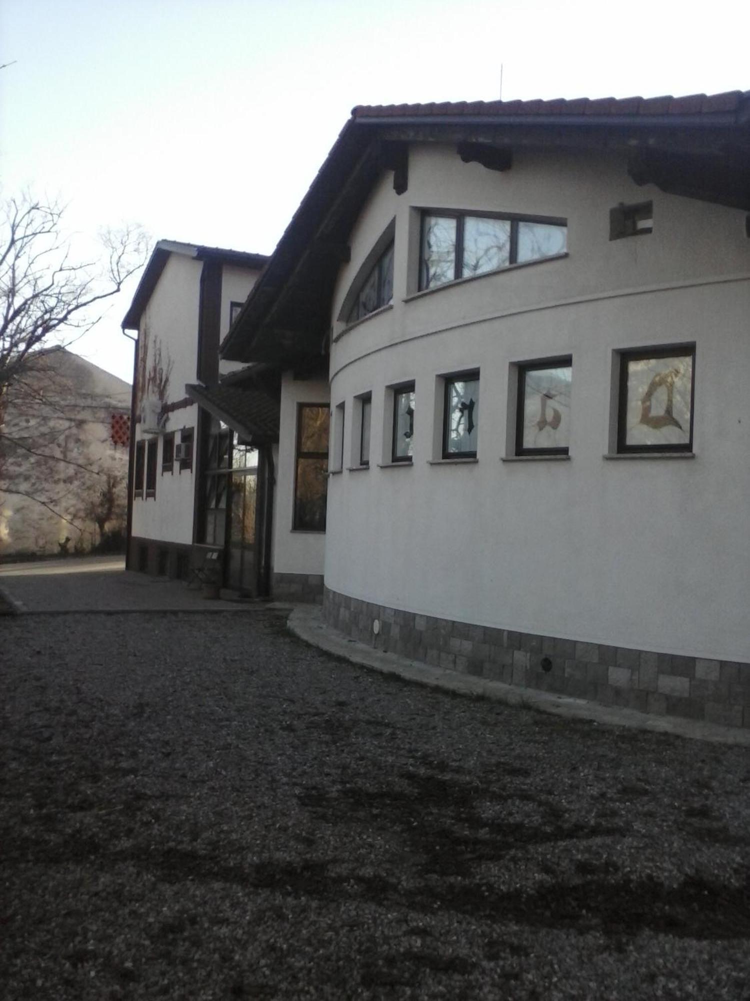 Guest House Šterk Nova Gorica Extérieur photo