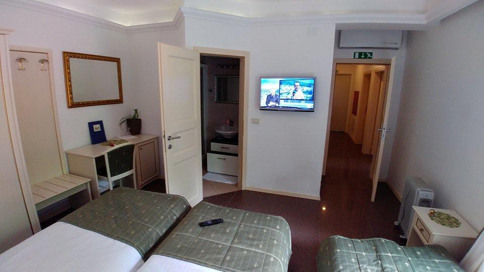 Guest House Šterk Nova Gorica Extérieur photo